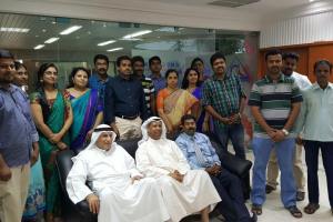 Kuwait-office-staff-with-sponers